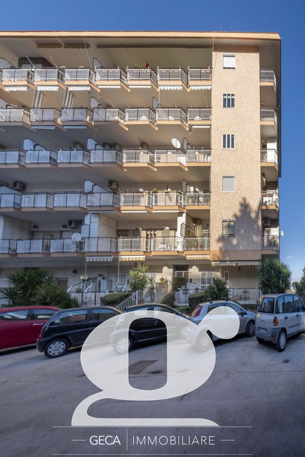 Foto 28 di 30 - Appartamento in vendita a Napoli