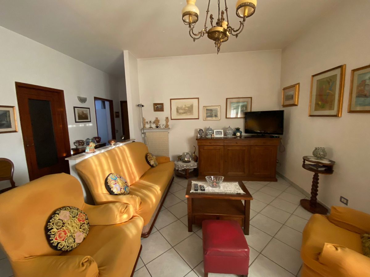 Foto 2 di 12 - Appartamento in vendita a Castel San Giovanni