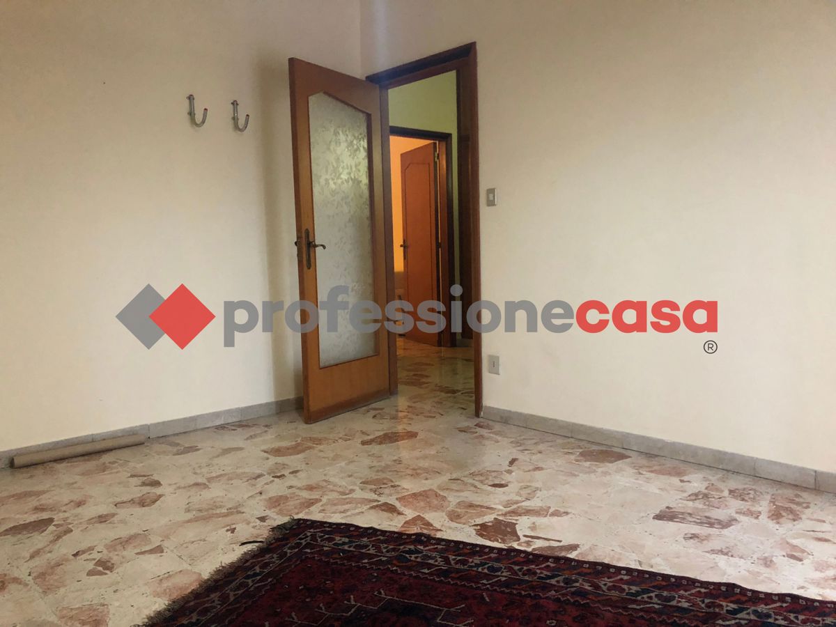 Foto 3 di 15 - Ufficio in affitto a Catania