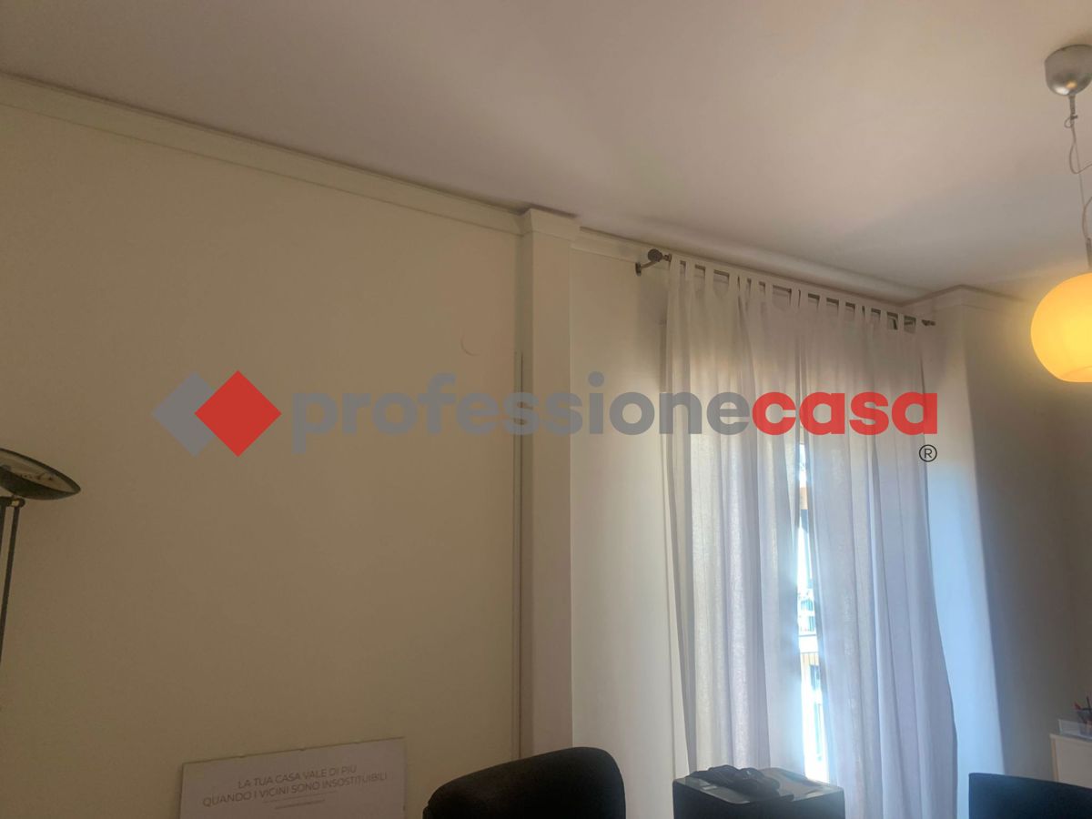Foto 7 di 15 - Ufficio in affitto a Catania
