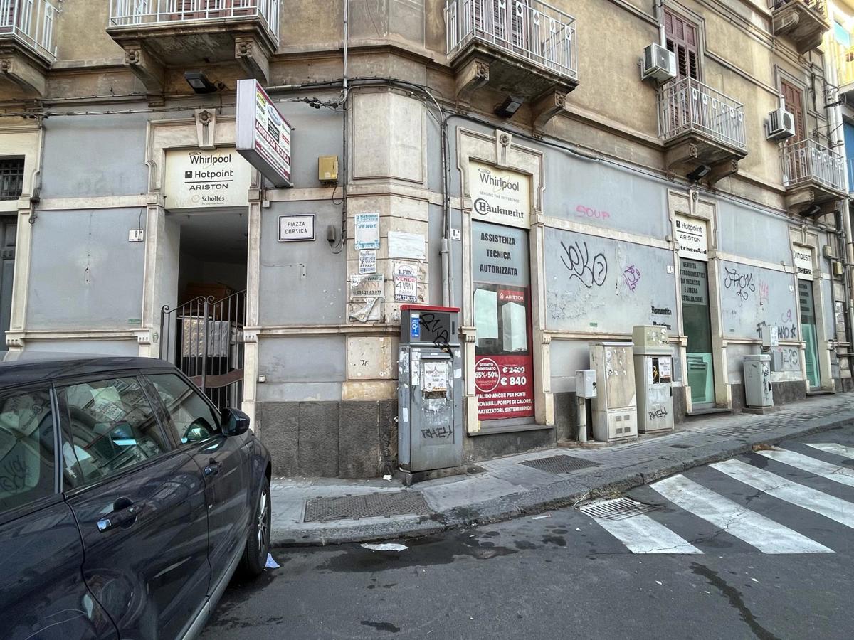 Foto 5 di 5 - Negozio in vendita a Catania