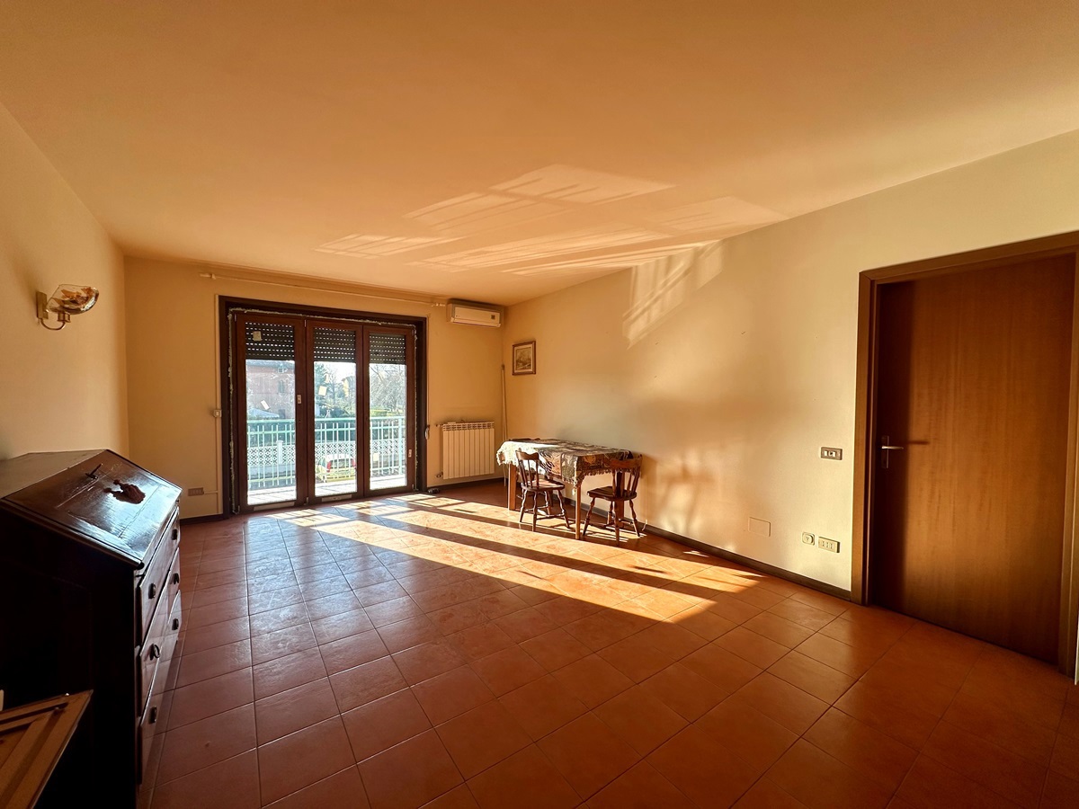 Foto 2 di 35 - Appartamento in vendita a Brescia