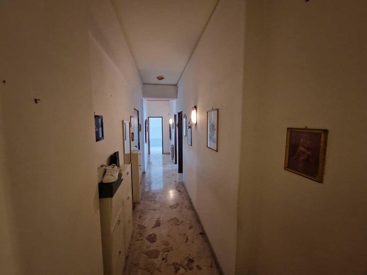 Foto 19 di 20 - Appartamento in vendita a Messina