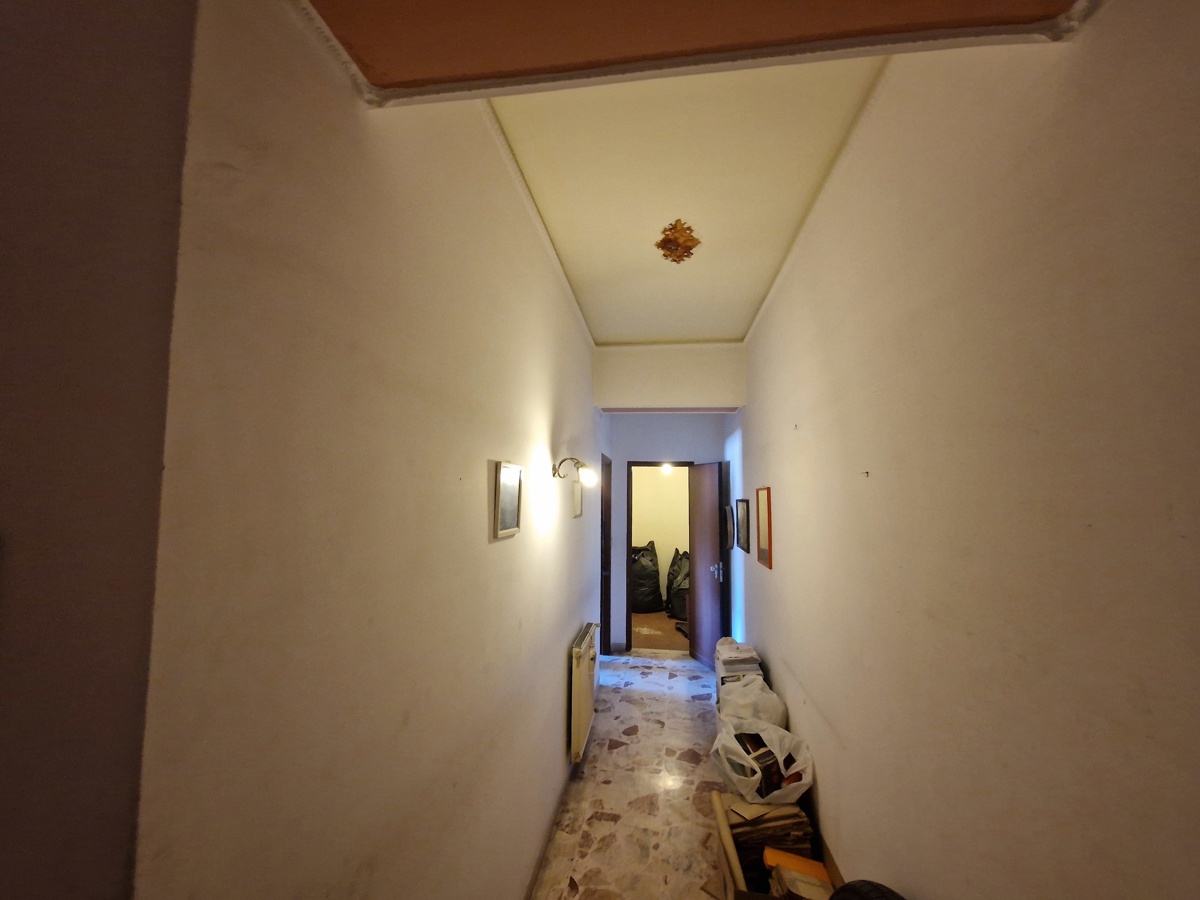 Foto 18 di 20 - Appartamento in vendita a Messina