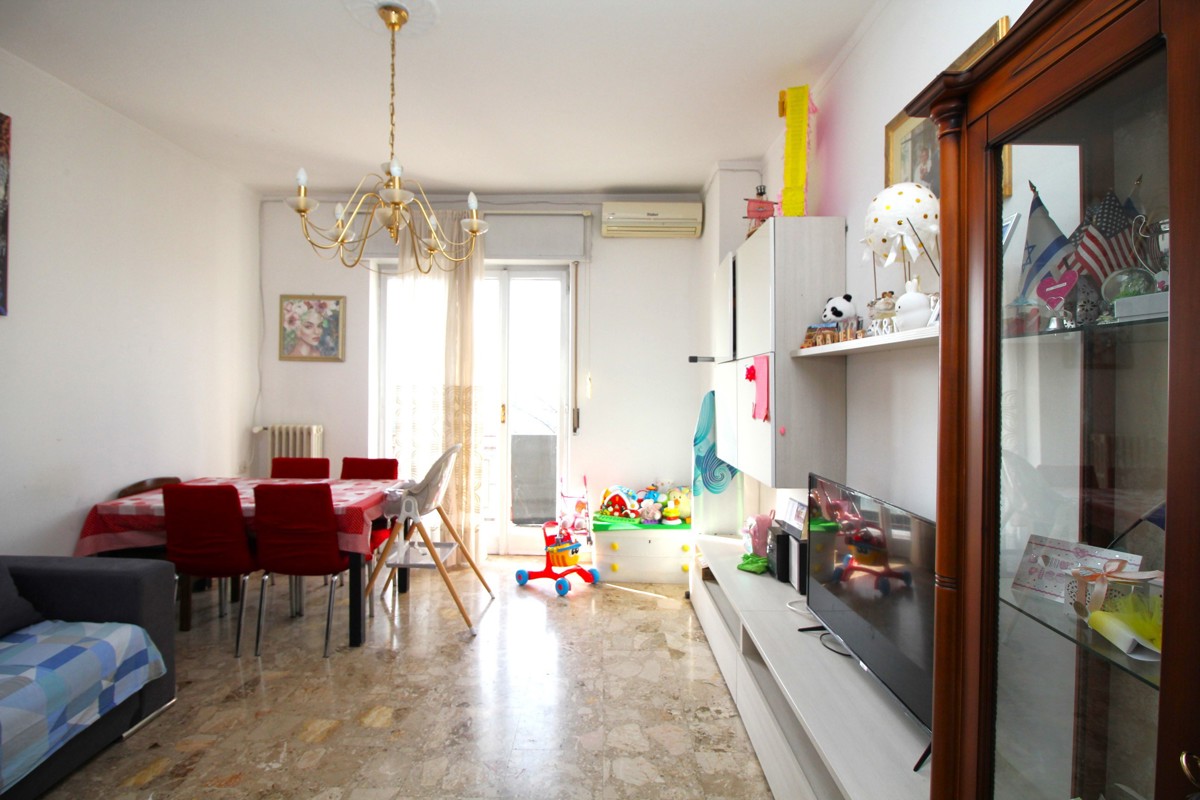 Foto 3 di 17 - Appartamento in vendita a San Vittore Olona