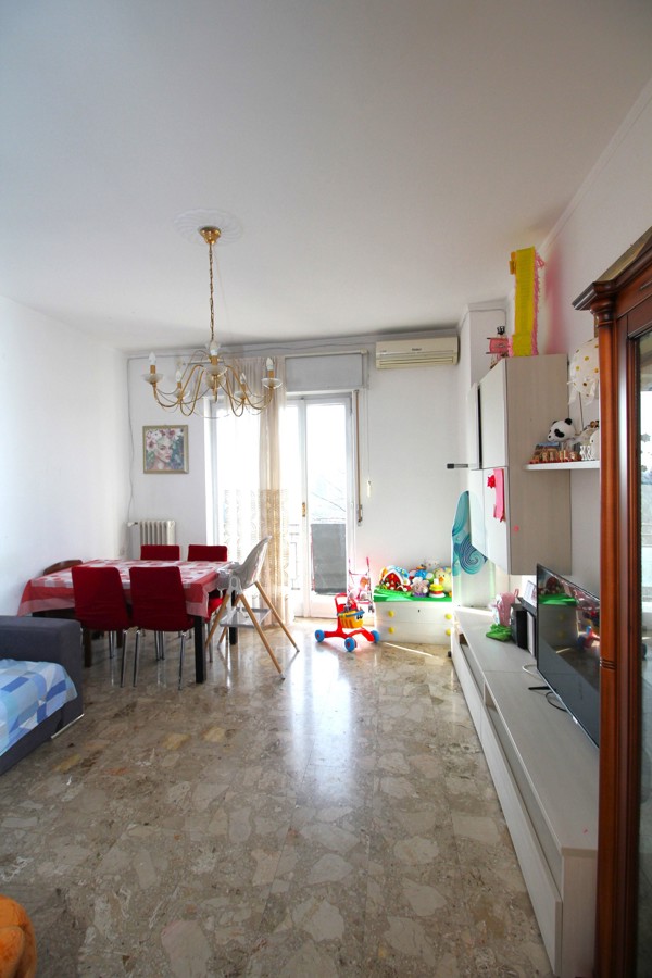 Foto 2 di 17 - Appartamento in vendita a San Vittore Olona