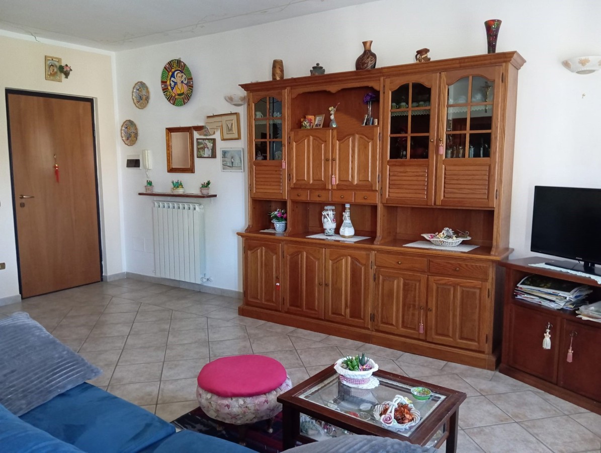 Foto 2 di 11 - Appartamento in vendita a Spoleto