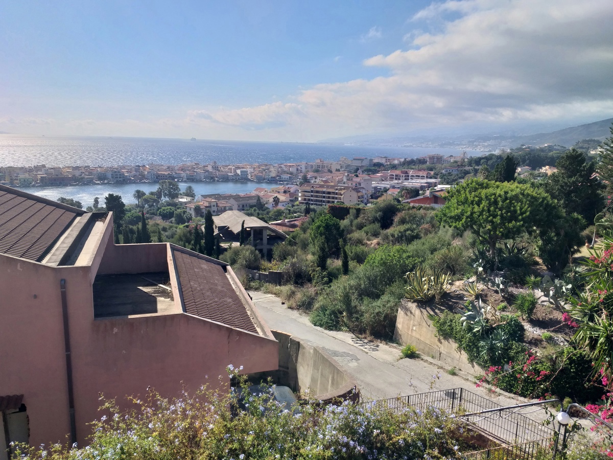 Foto 25 di 29 - Villa a schiera in vendita a Messina