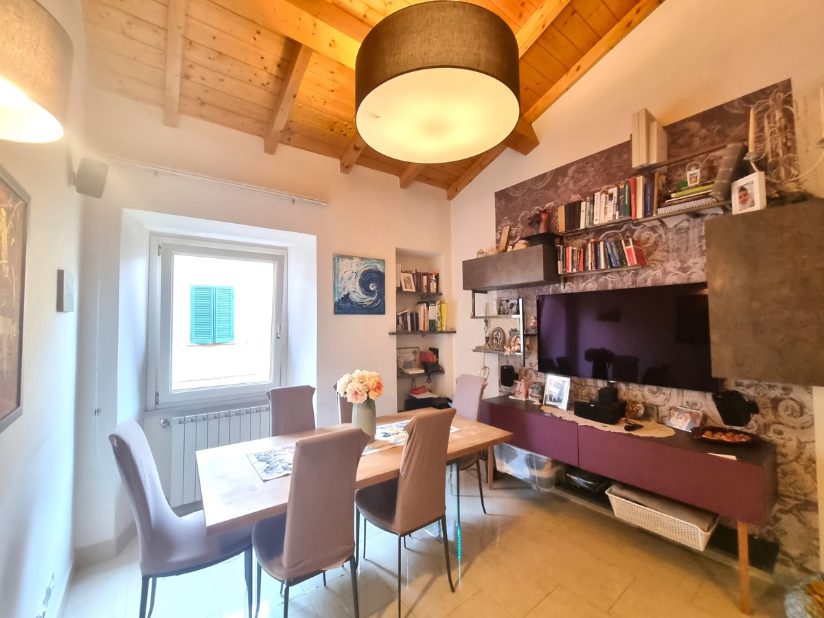 Foto 5 di 19 - Appartamento in vendita a Monte Porzio Catone