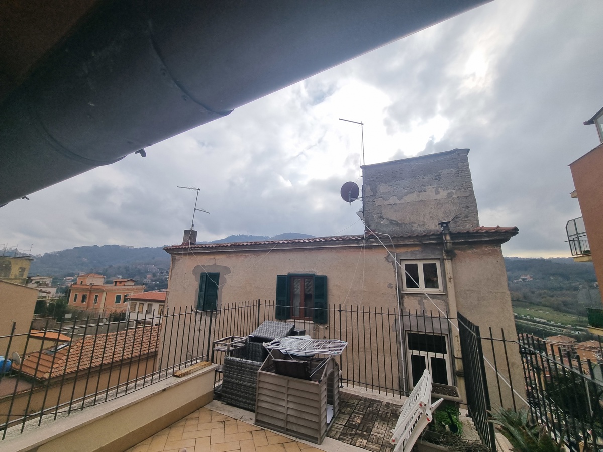 Foto 14 di 19 - Appartamento in vendita a Monte Porzio Catone
