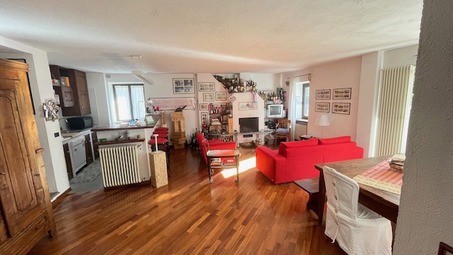 Foto 6 di 50 - Appartamento in vendita a Oulx