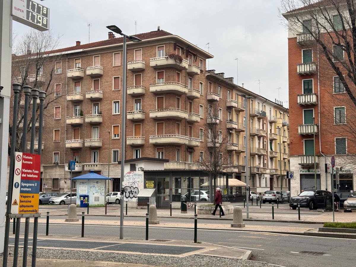 Foto 3 di 9 - Appartamento in affitto a Torino