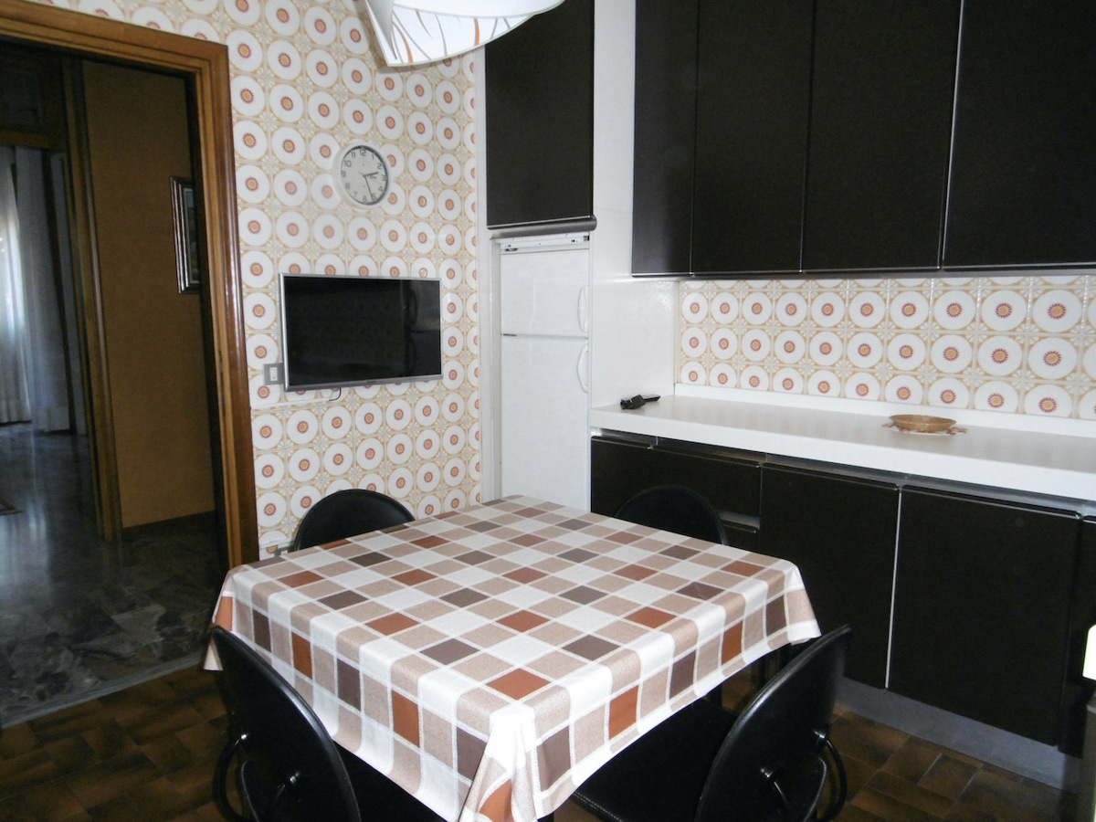Foto 11 di 20 - Appartamento in affitto a Parma