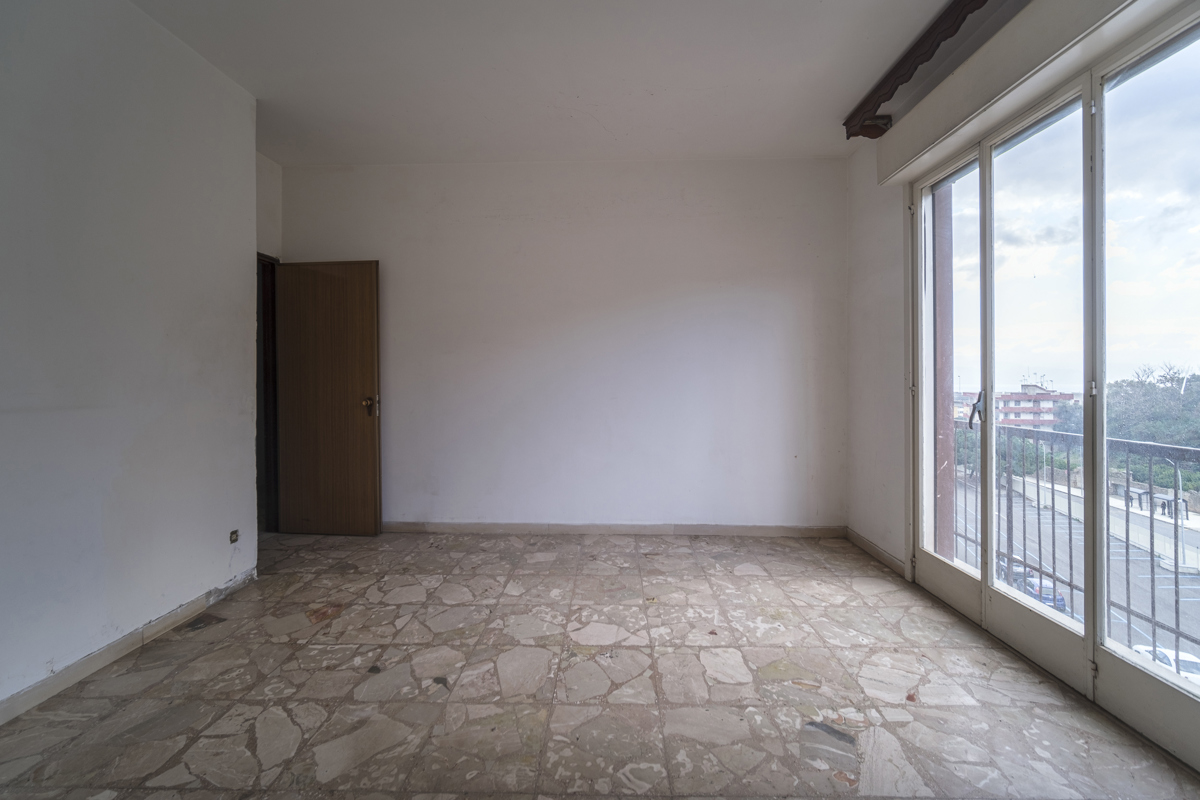 Foto 11 di 32 - Appartamento in vendita a Messina