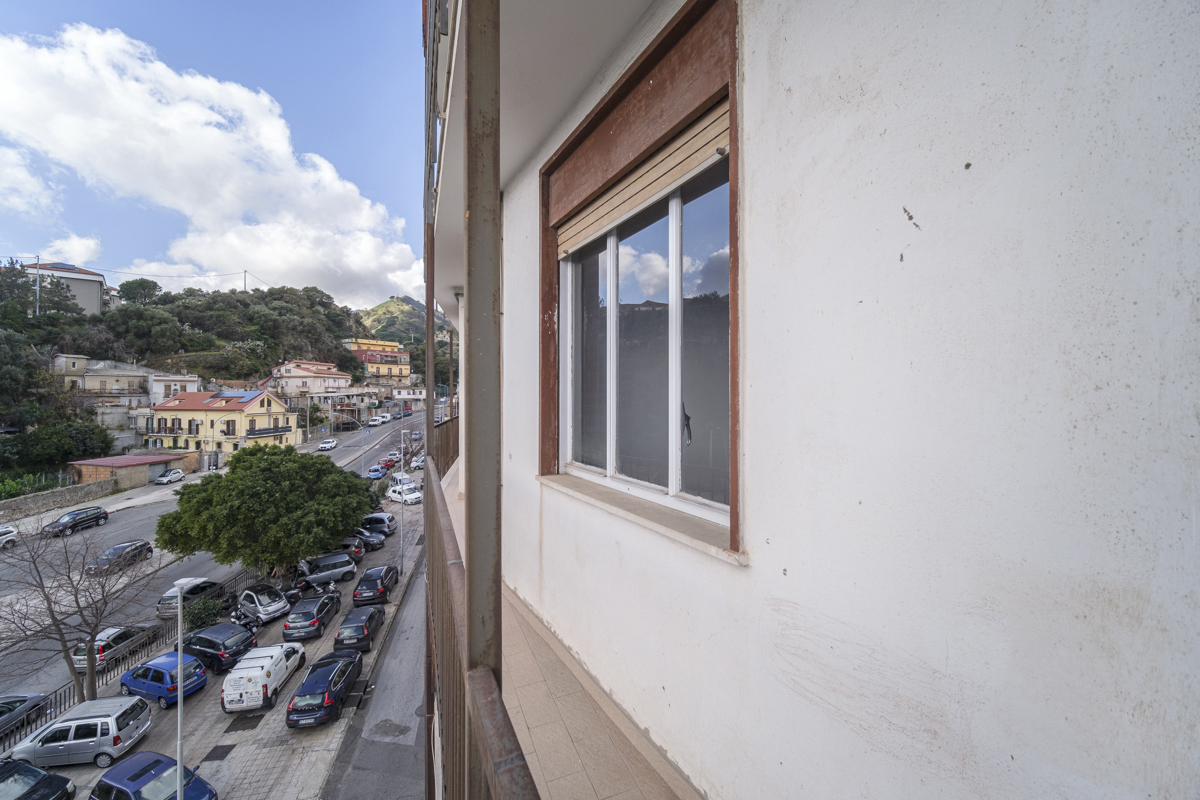 Foto 25 di 32 - Appartamento in vendita a Messina