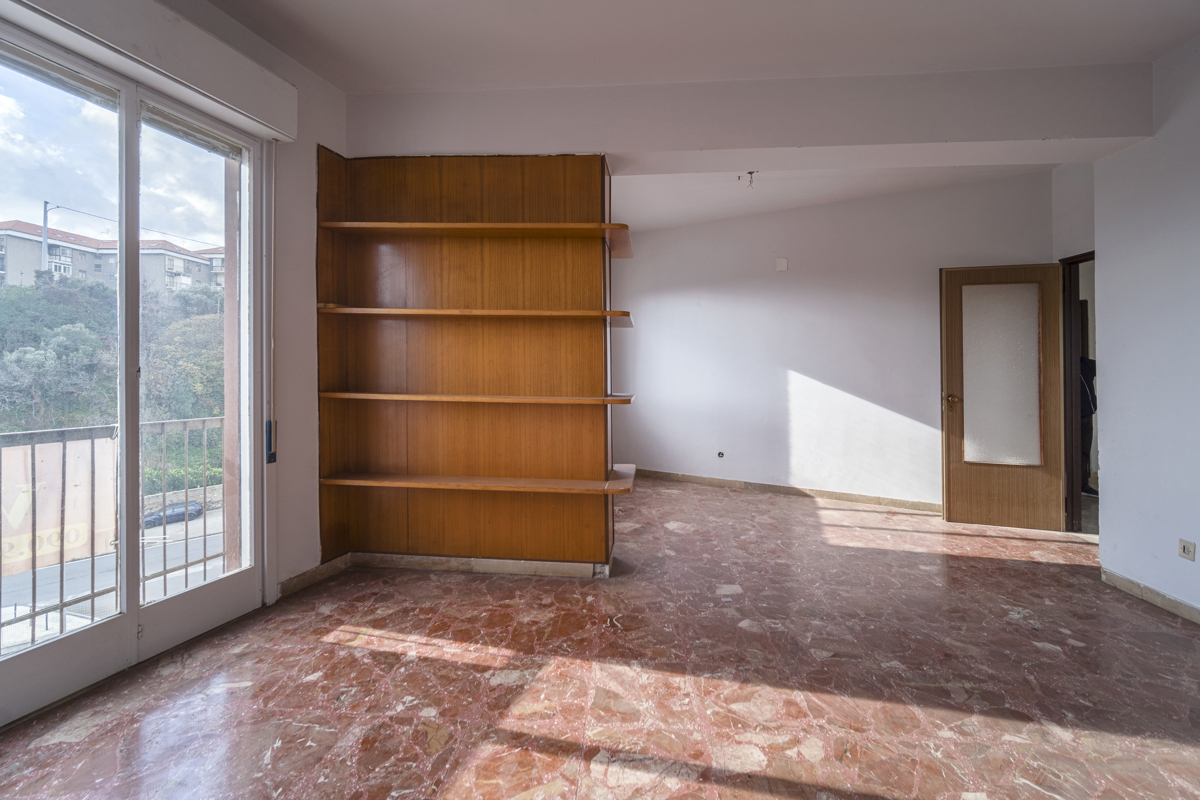Foto 23 di 32 - Appartamento in vendita a Messina