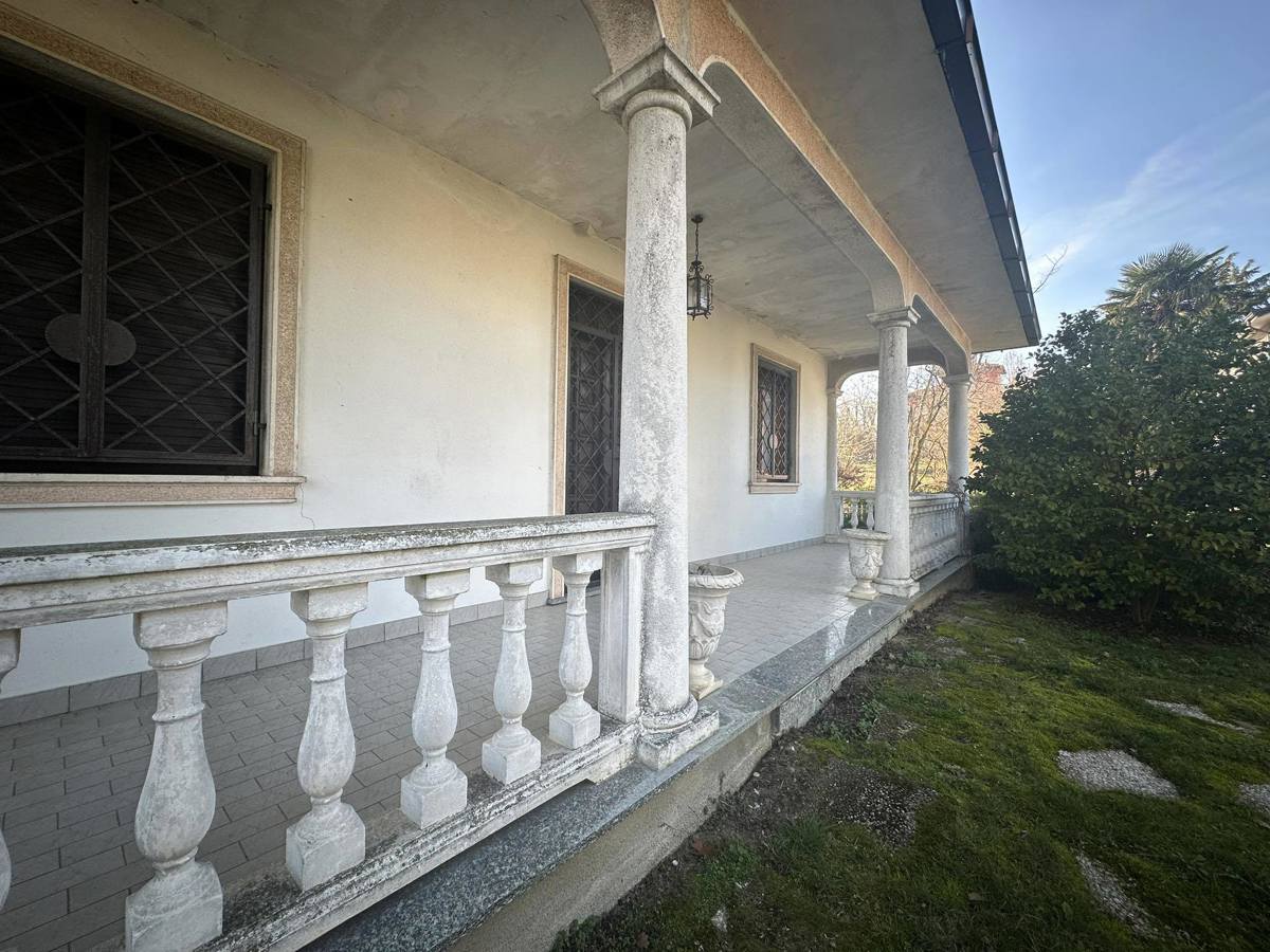 Foto 7 di 29 - Villa in vendita a Rovescala