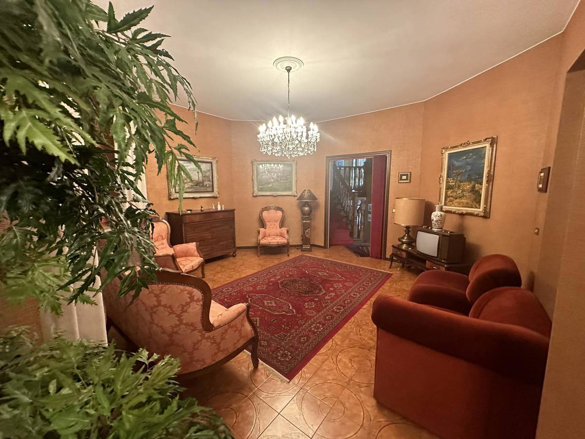 Foto 8 di 29 - Villa in vendita a Rovescala