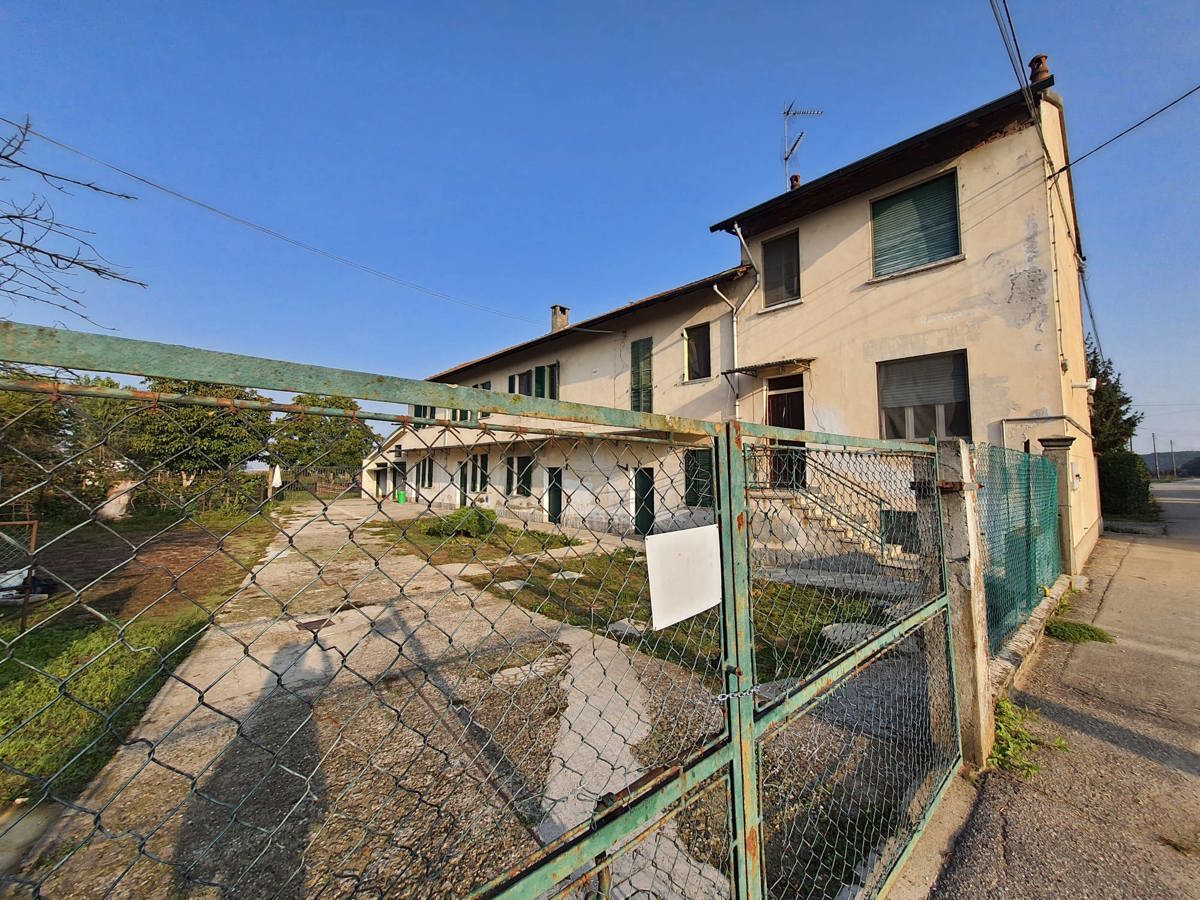 Foto 1 di 45 - Casa indipendente in vendita a Mortara