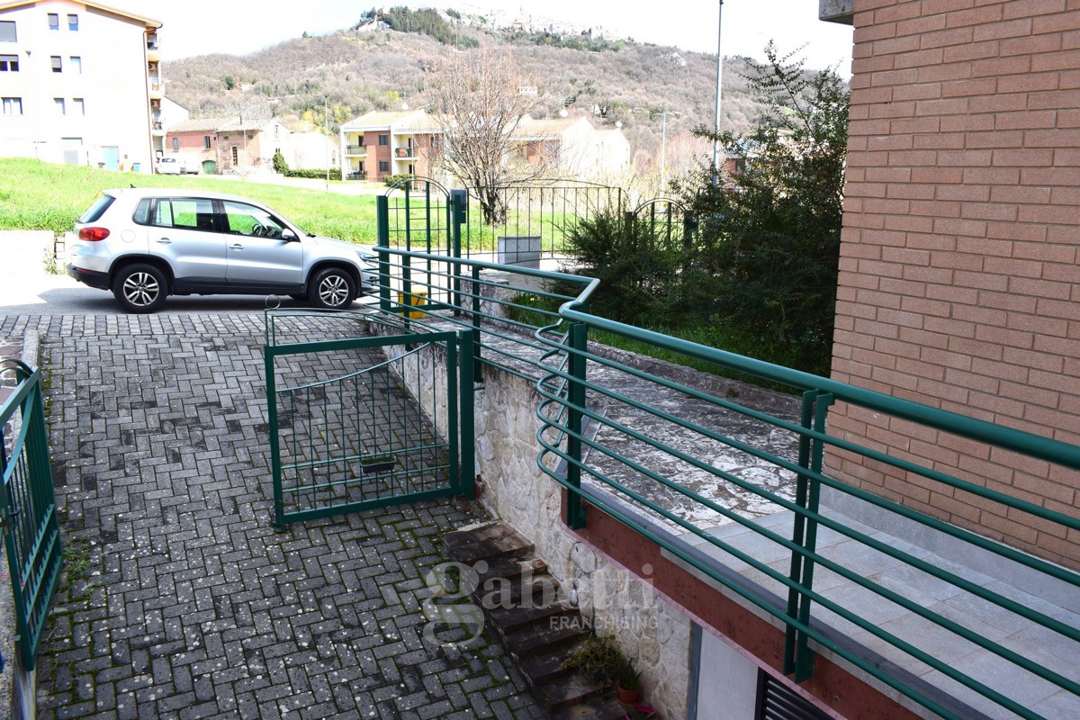 Foto 32 di 38 - Villa a schiera in vendita a Mirabello Sannitico