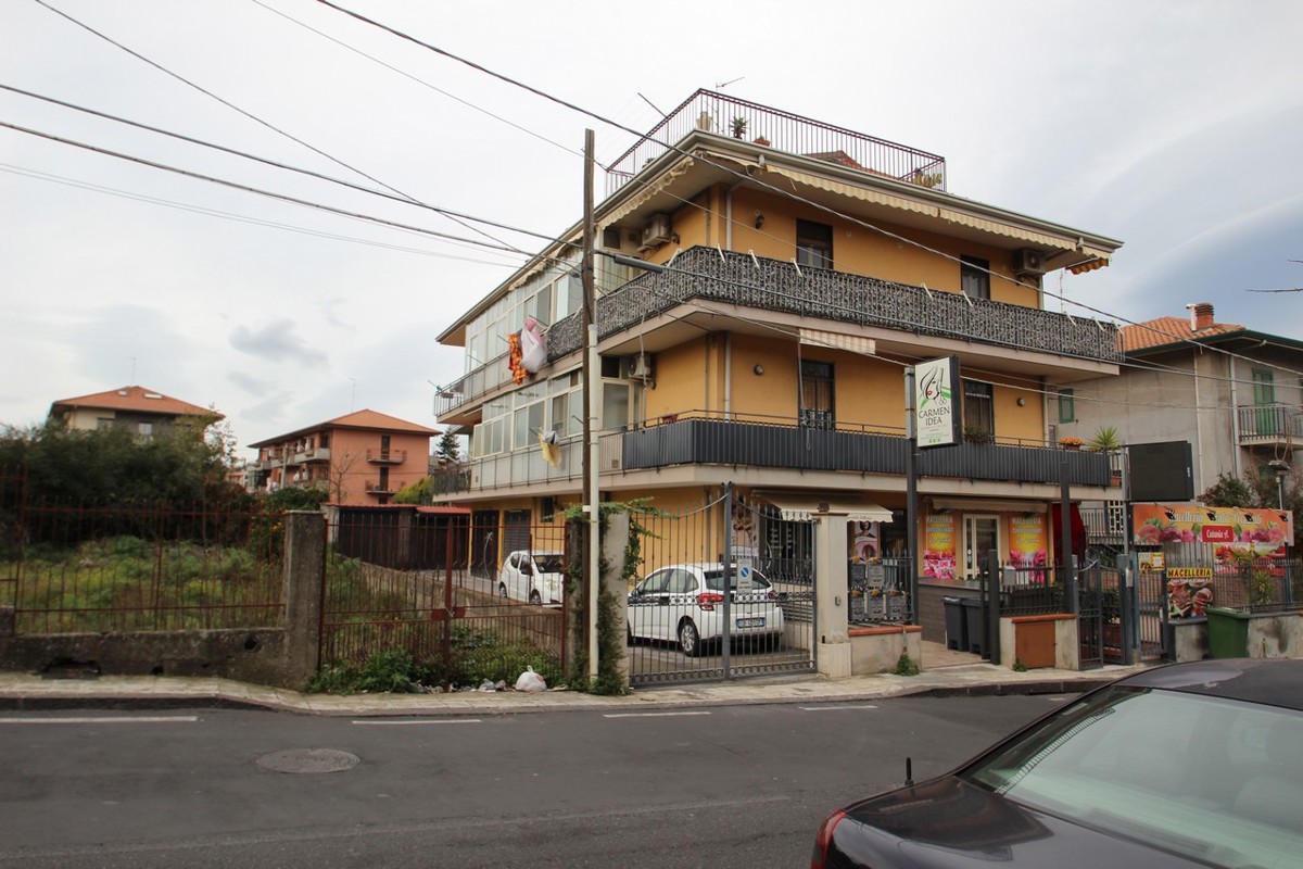 Foto 21 di 22 - Appartamento in vendita a Mascalucia