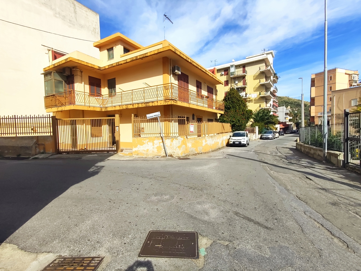 Foto 5 di 17 - Appartamento in vendita a Messina