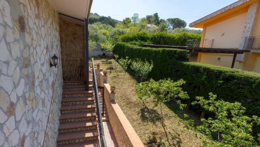 Foto 20 di 32 - Villa a schiera in vendita a Misilmeri