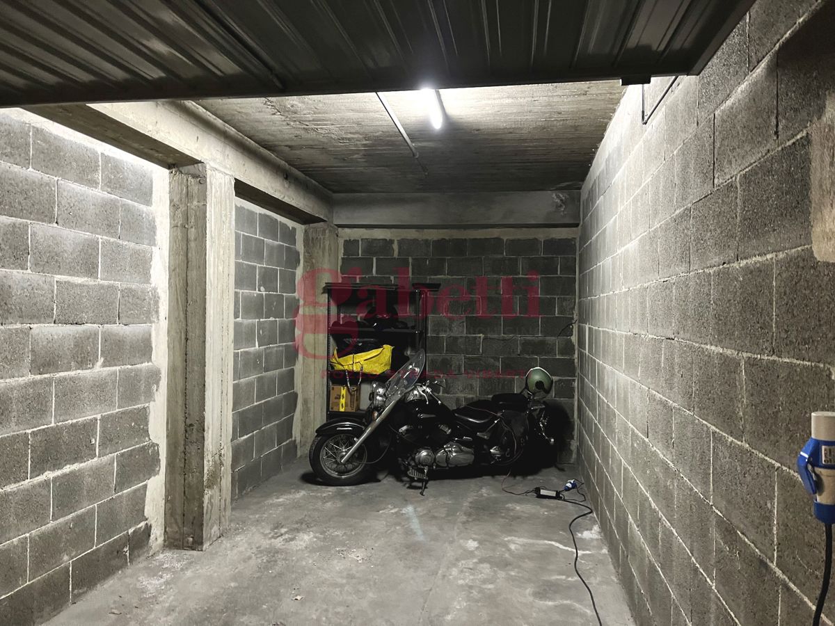 Foto 9 di 10 - Garage in vendita a Torino