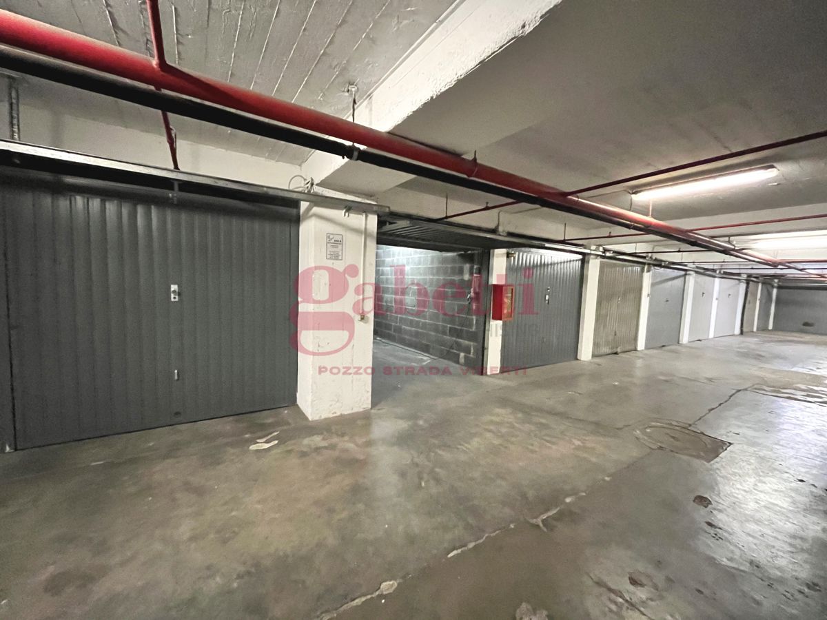 Foto 6 di 10 - Garage in vendita a Torino