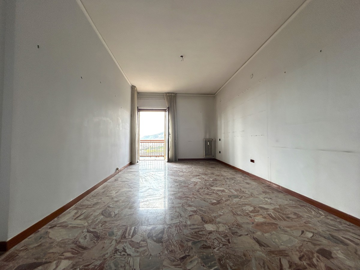 Foto 2 di 24 - Appartamento in affitto a Napoli