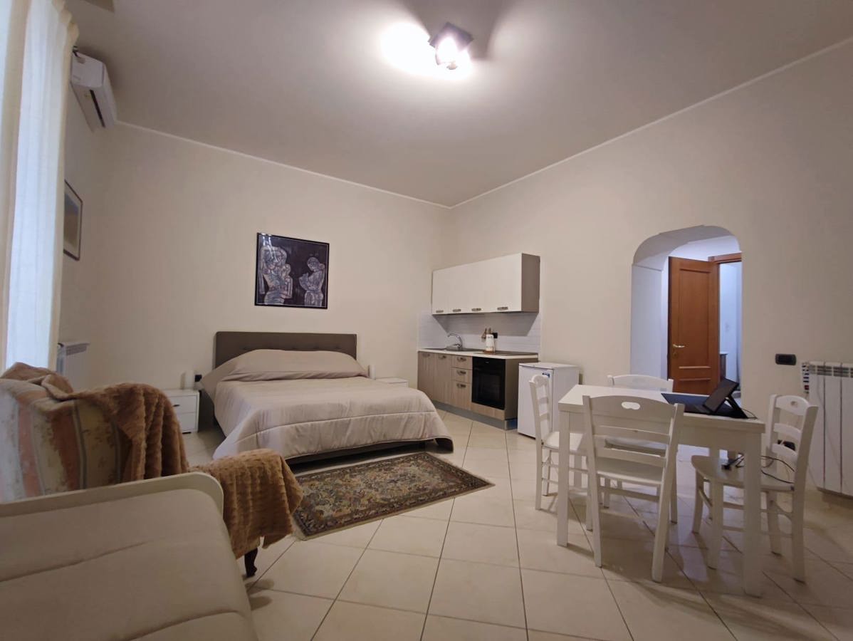 Foto 28 di 32 - Appartamento in vendita a Napoli