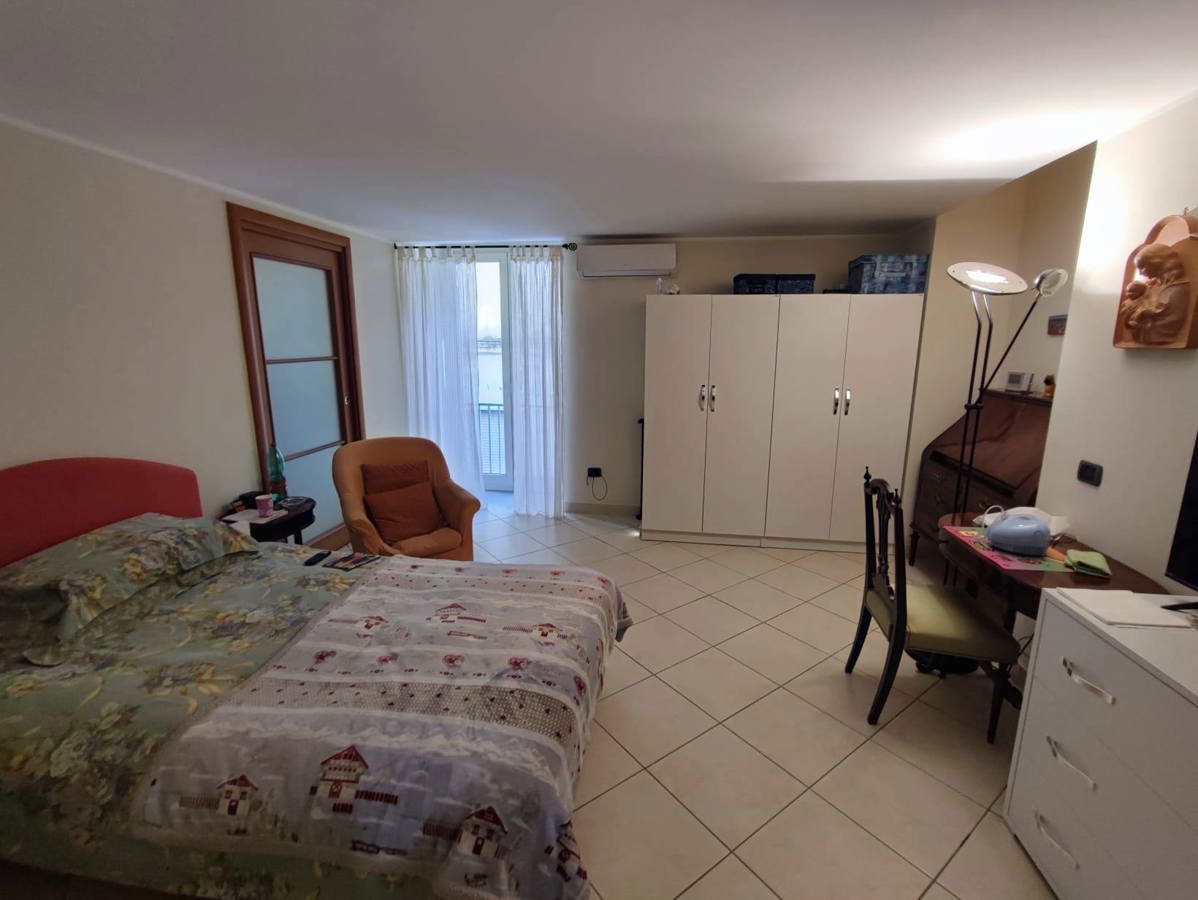Foto 11 di 32 - Appartamento in vendita a Napoli