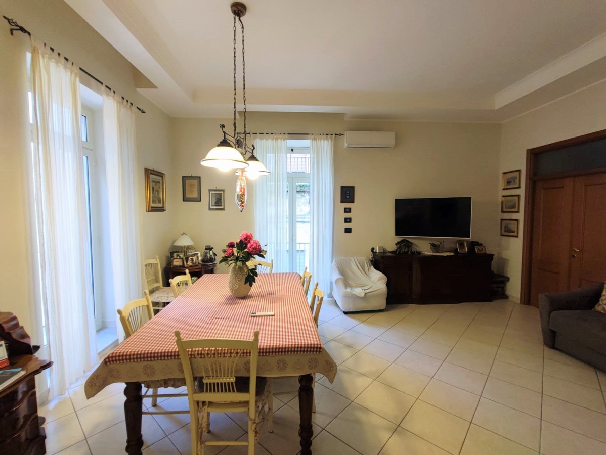Foto 7 di 32 - Appartamento in vendita a Napoli