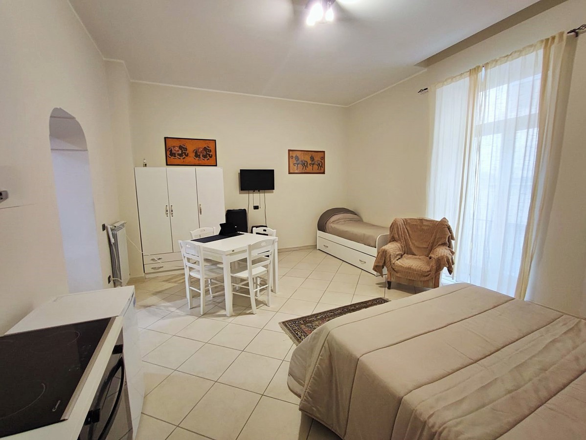 Foto 27 di 32 - Appartamento in vendita a Napoli