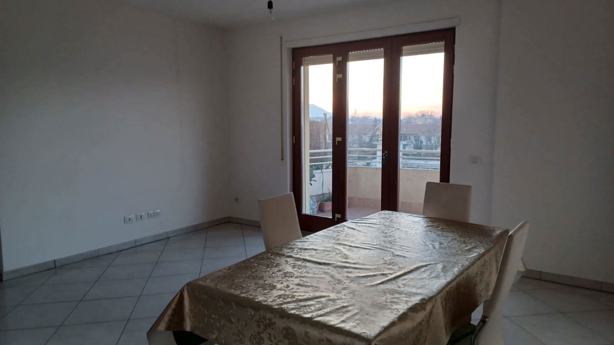 Foto 13 di 18 - Appartamento in vendita a Frosinone
