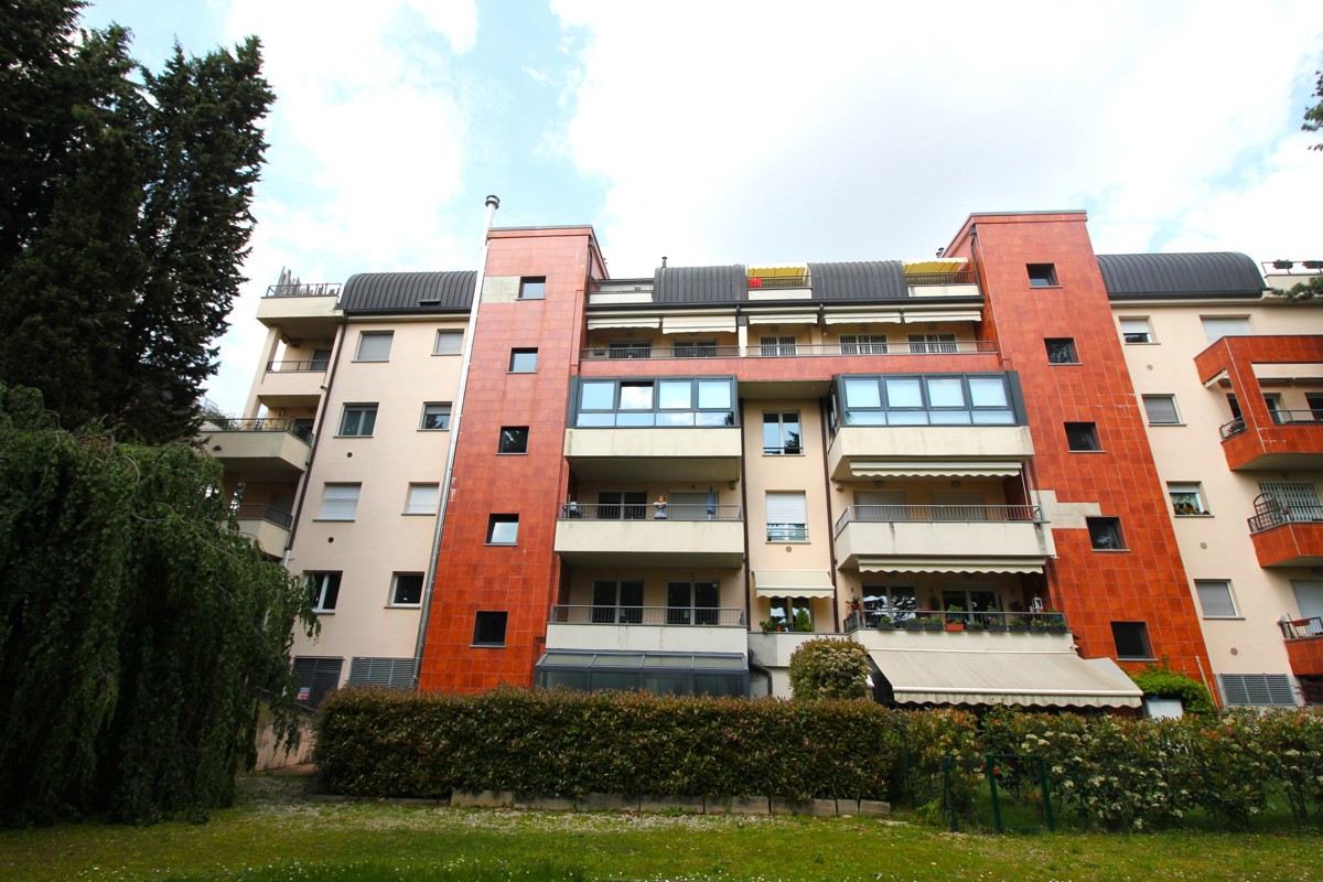 Foto 23 di 27 - Appartamento in vendita a Legnano