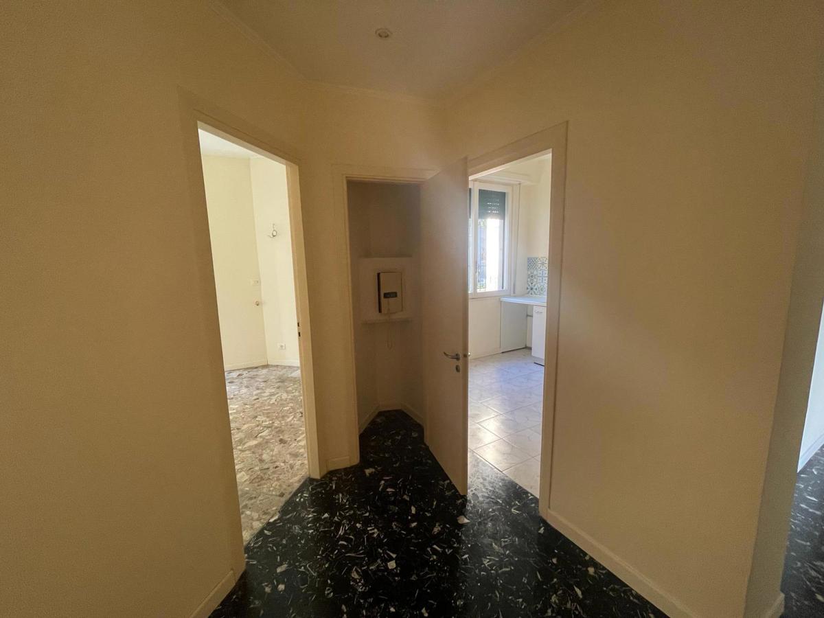 Foto 12 di 28 - Appartamento in vendita a Sanremo