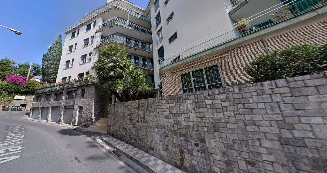 Foto 1 di 28 - Appartamento in vendita a Sanremo