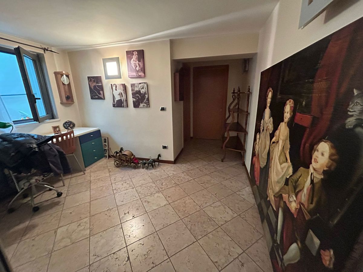 Foto 27 di 30 - Villa a schiera in vendita a Valenzano