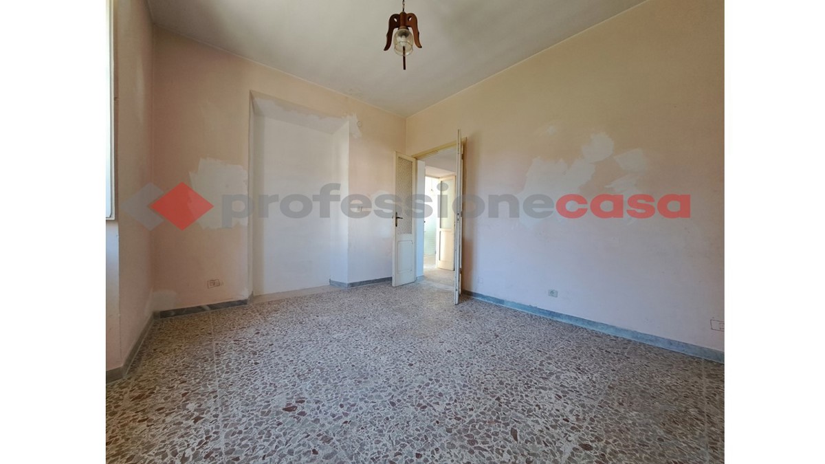 Foto 10 di 11 - Casa indipendente in vendita a Castelliri