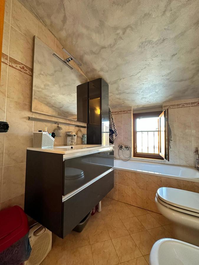 Foto 18 di 24 - Appartamento in vendita a Arezzo