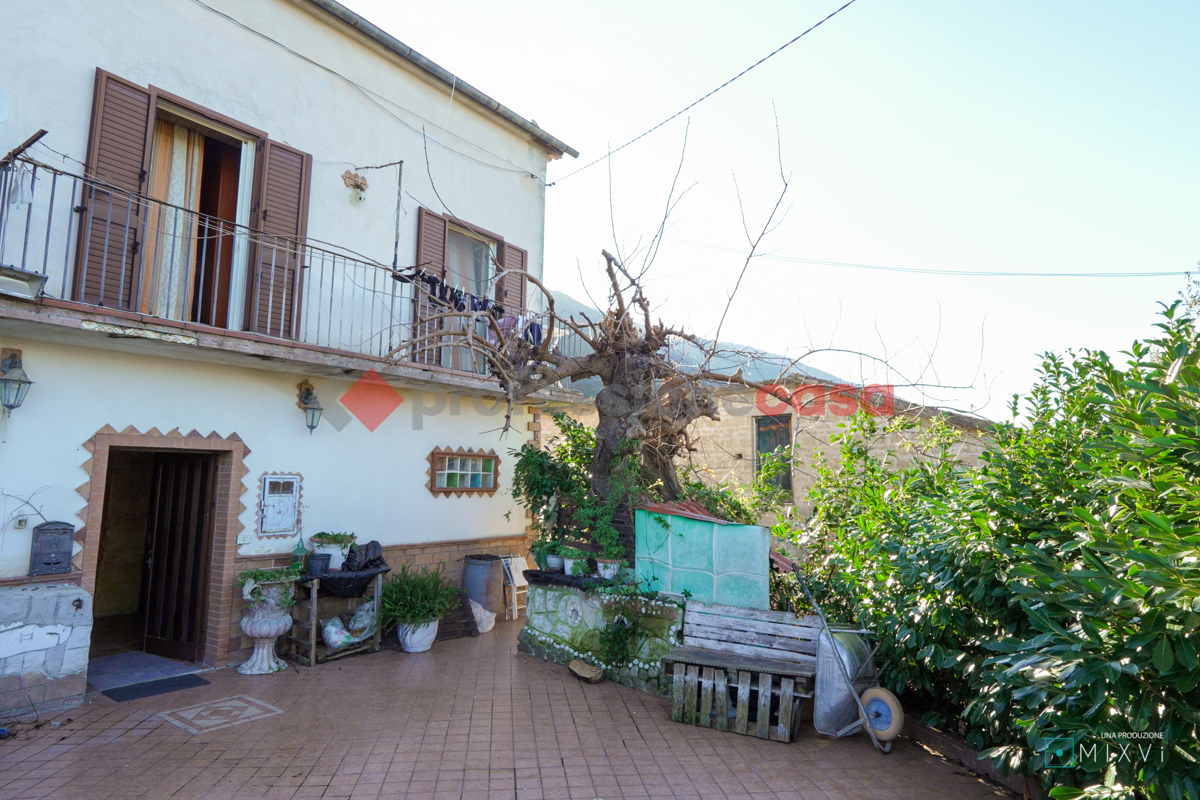 Foto 17 di 18 - Villa a schiera in vendita a Roccadaspide