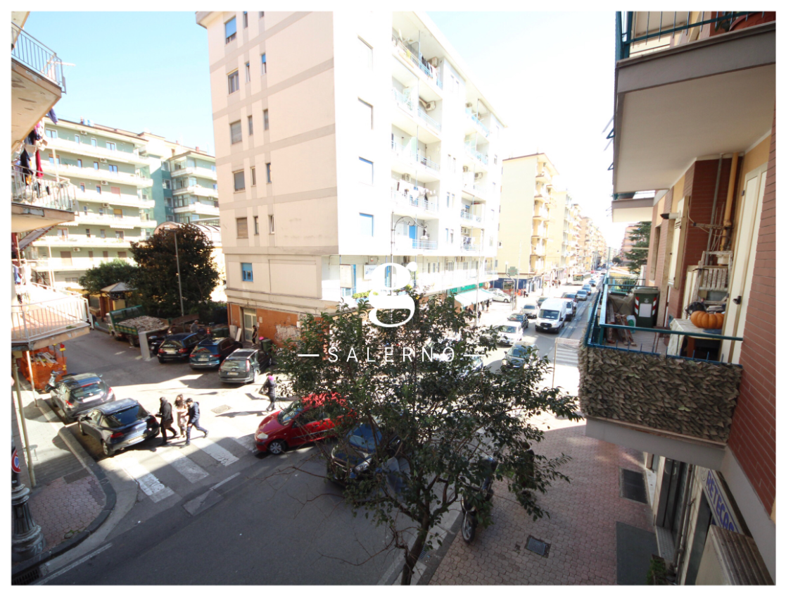 Foto 20 di 24 - Appartamento in vendita a Salerno