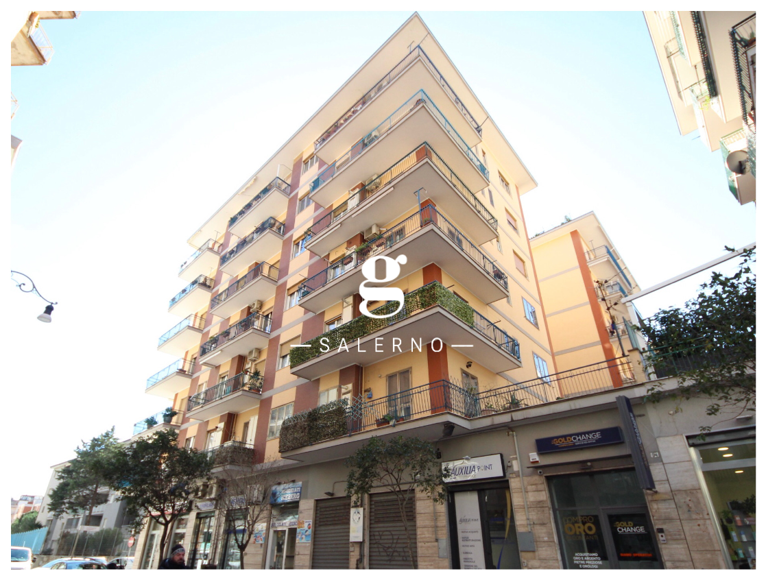 Foto 2 di 24 - Appartamento in vendita a Salerno