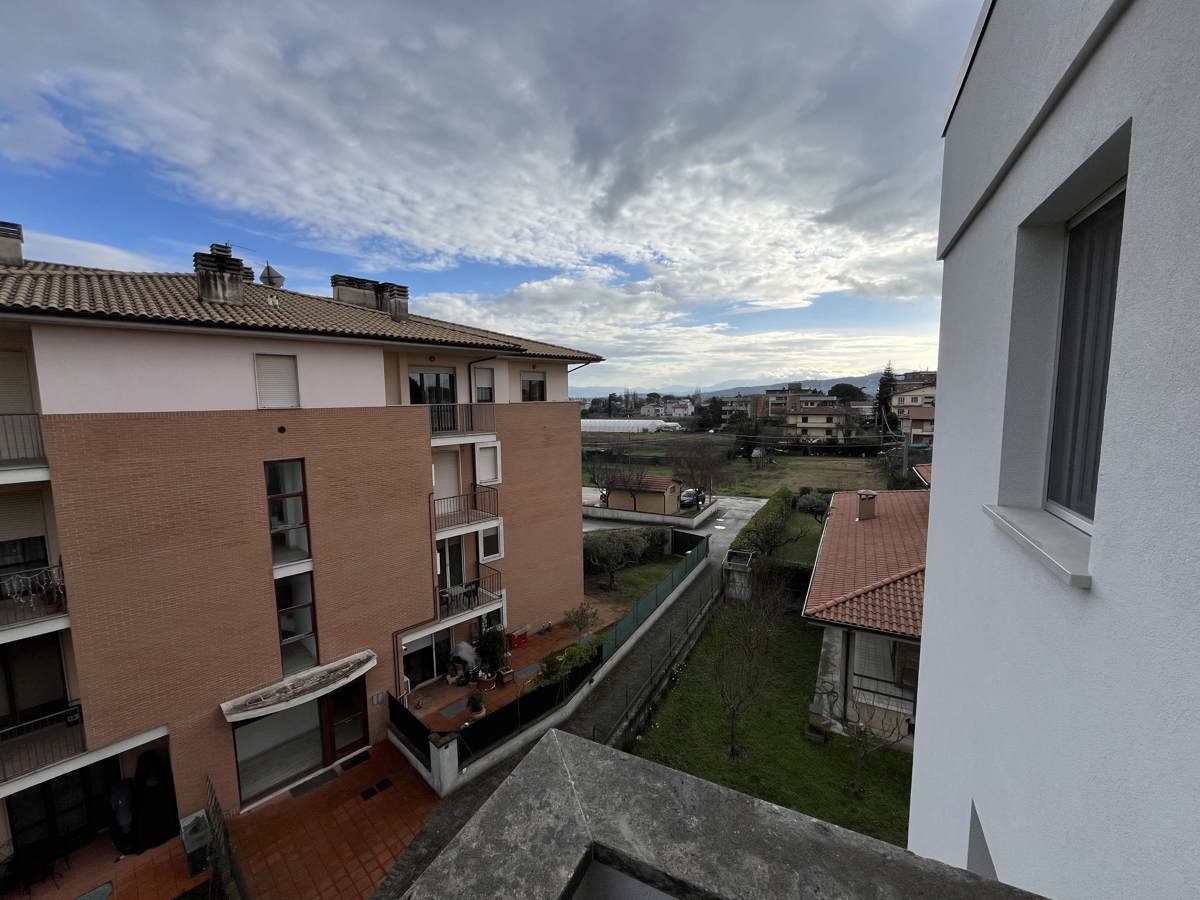 Foto 16 di 18 - Appartamento in vendita a Foligno