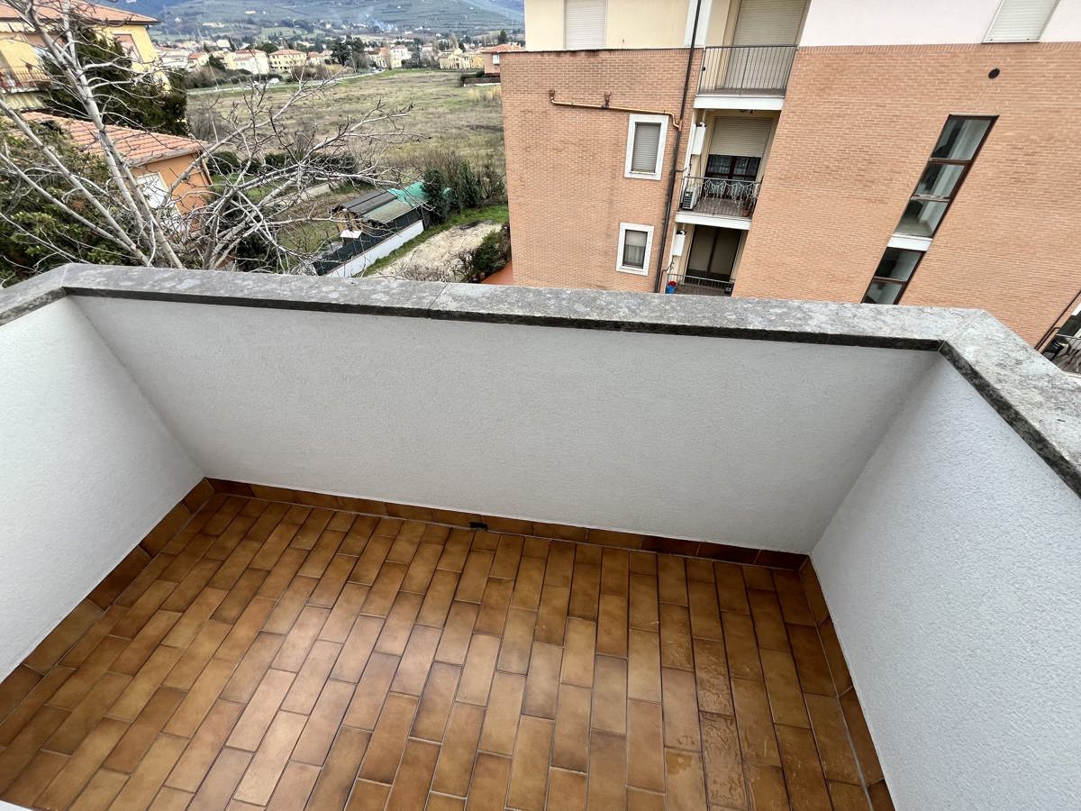 Foto 14 di 18 - Appartamento in vendita a Foligno