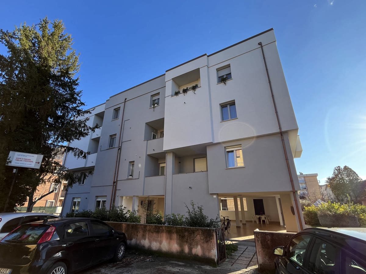 Foto 17 di 18 - Appartamento in vendita a Foligno