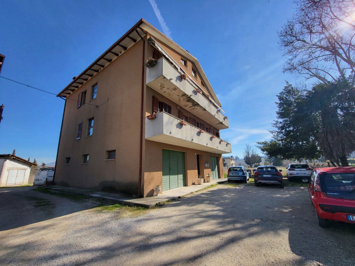 Foto 1 di 14 - Appartamento in vendita a Bevagna