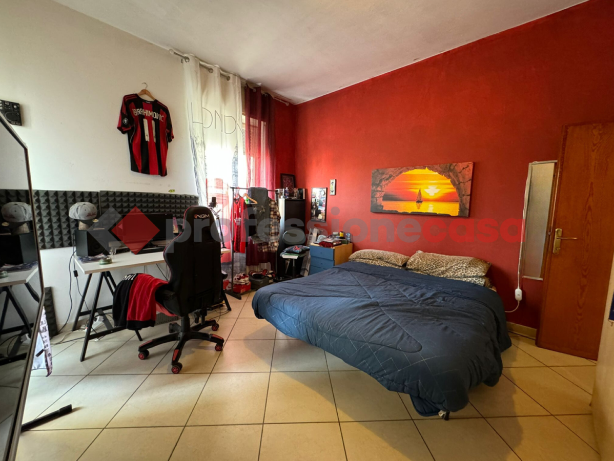 Foto 15 di 18 - Appartamento in vendita a Livorno
