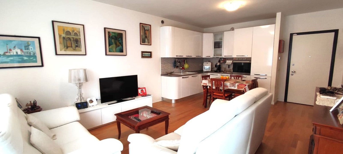 Foto 3 di 21 - Appartamento in vendita a Siziano